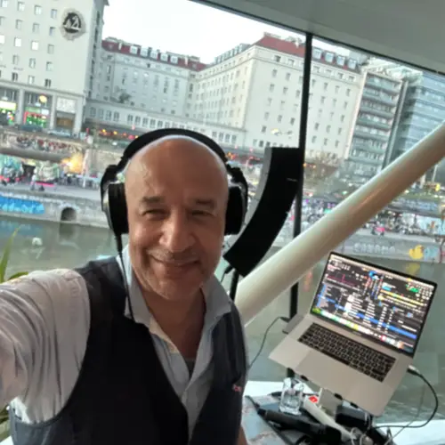 DJ "Sir John" - Bild 2